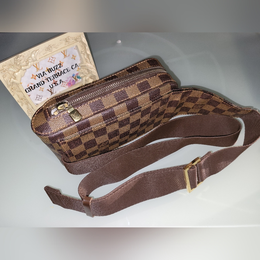 Louis Vuitton Geronimos in Excellent Condition! FREE POSHMARK AUTHENTICATION!